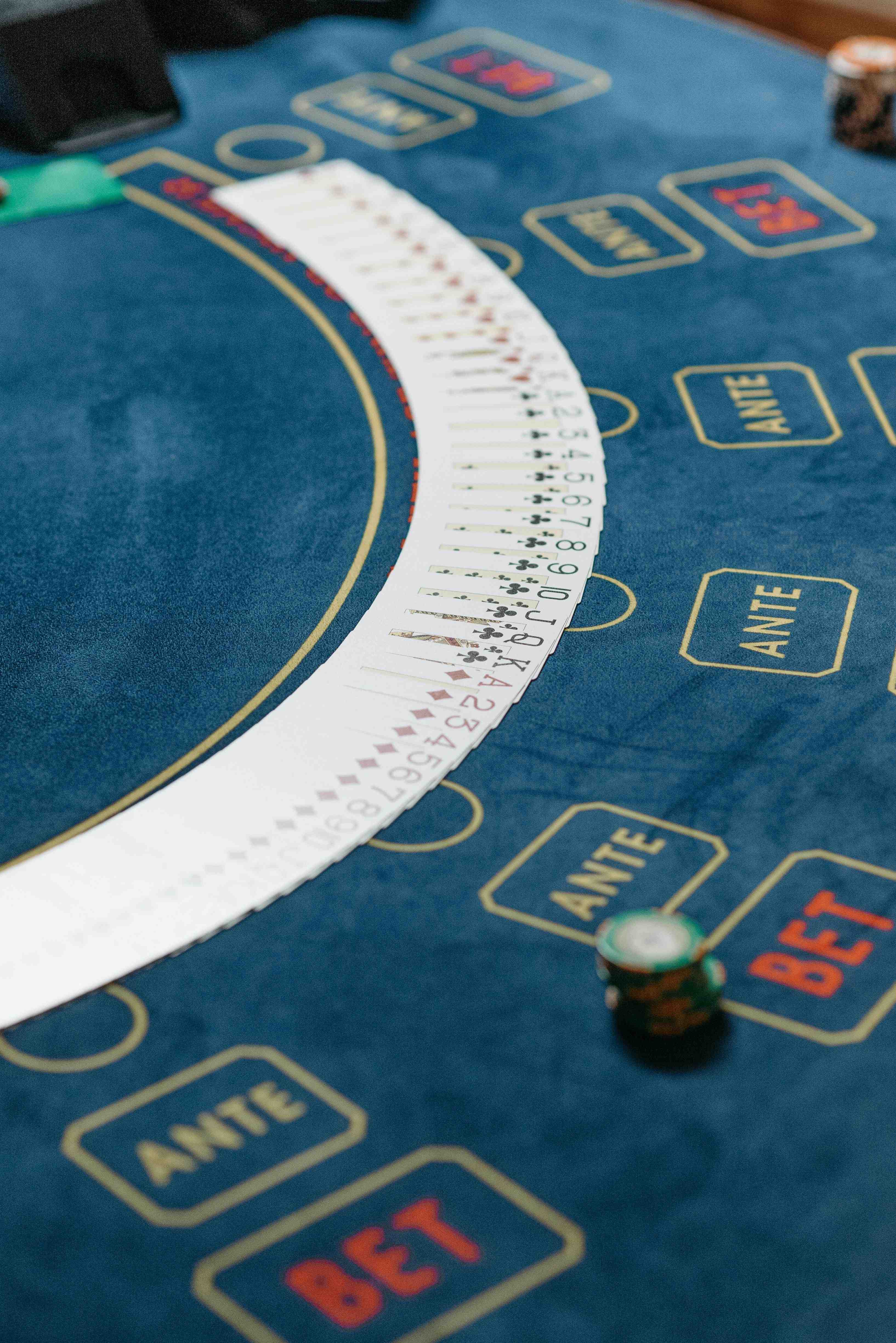 Bangladesh mobile users exploring live card play on apk 2777